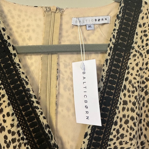 Baltic born dress bundle - Picture 9 of 11